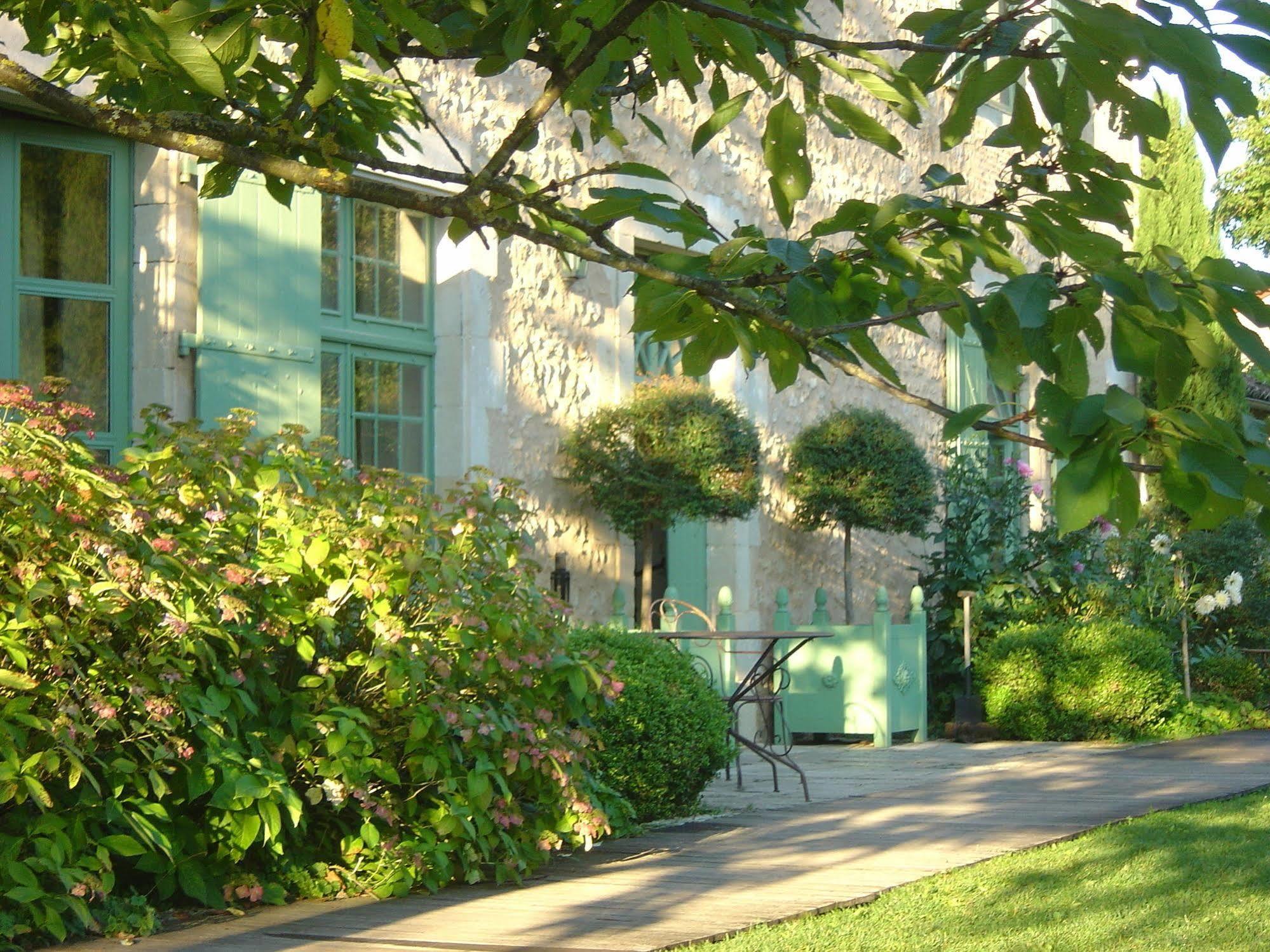 Les Orangeries Hotel Lussac-les-Châteaux